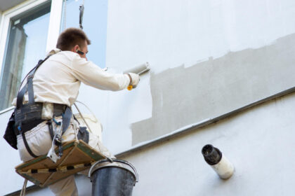 Ravalement de façade : quand faut-il rénover l’extérieur de son bâtiment ?